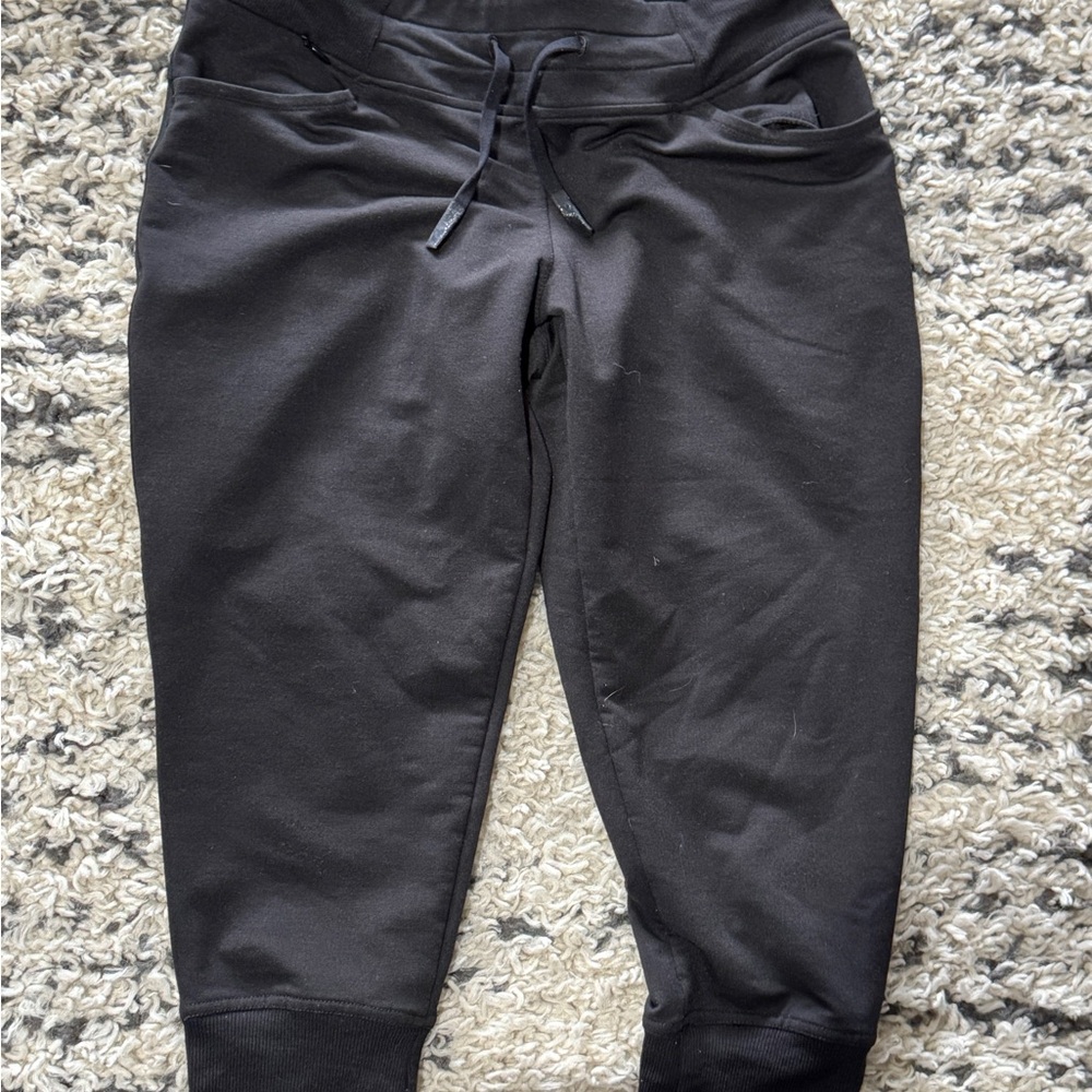 Hylete ladies size S workout capris